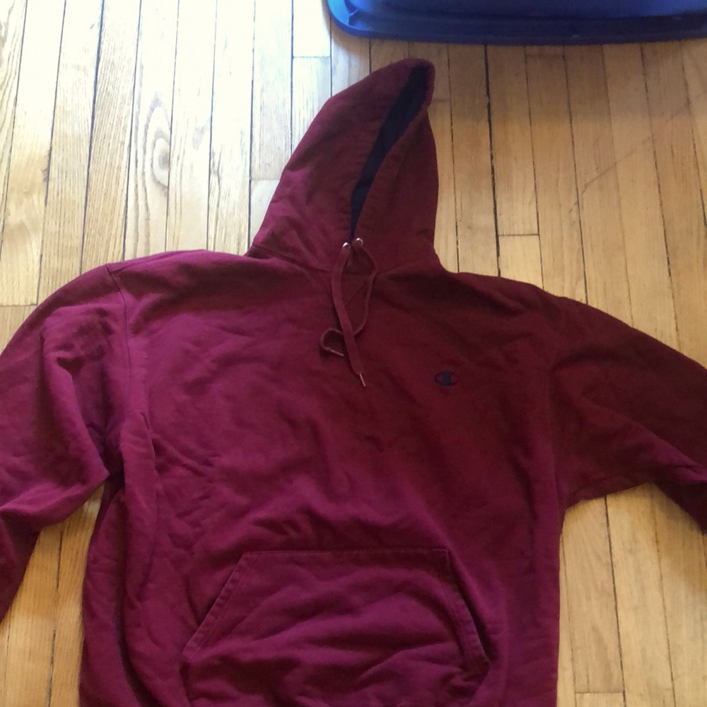 Women size XXL. Maroon champion hoodie